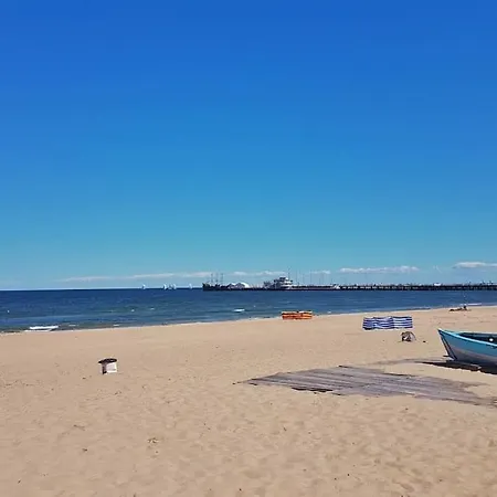 In Center Near The Beach! Apartment